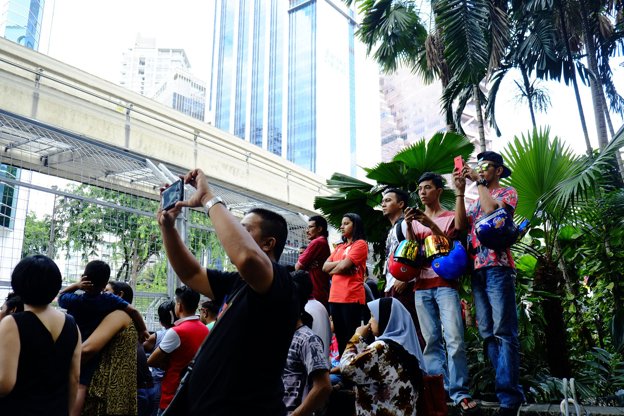 Crowd at at Jalan Sultan Ismail.