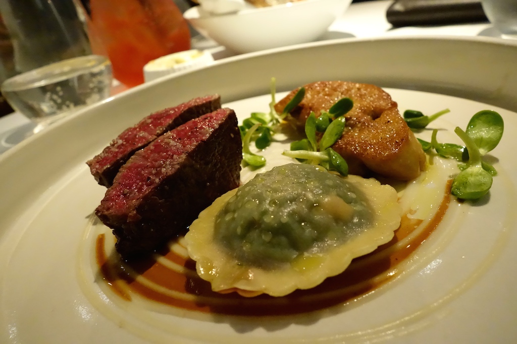 Black Angus fillet, aged 150 days, seasoned with 14 spices; Spinach ravioli and the delectable Rougié foie gras.