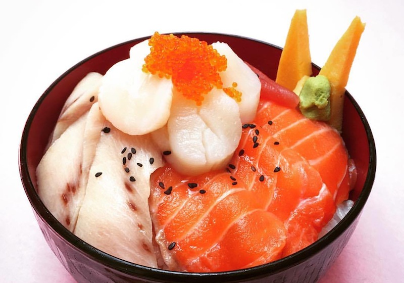 Superbowl's opening promo for $5 chirashi-dons — too good to be true ...