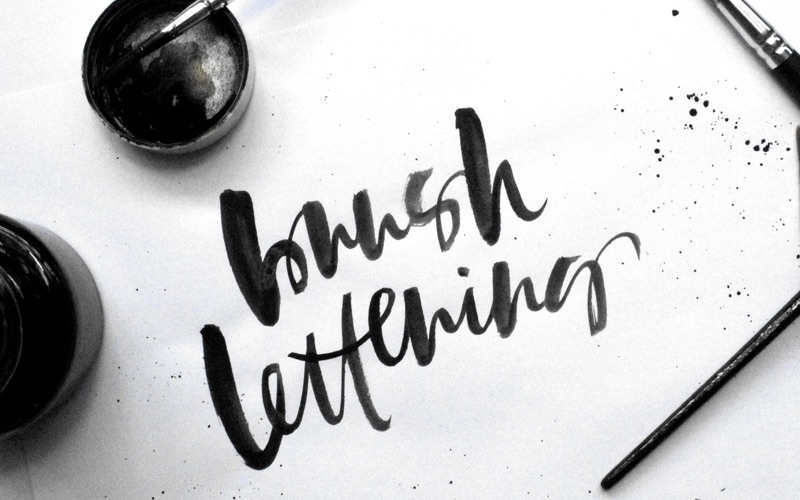 Brush lettering with Ellialyn