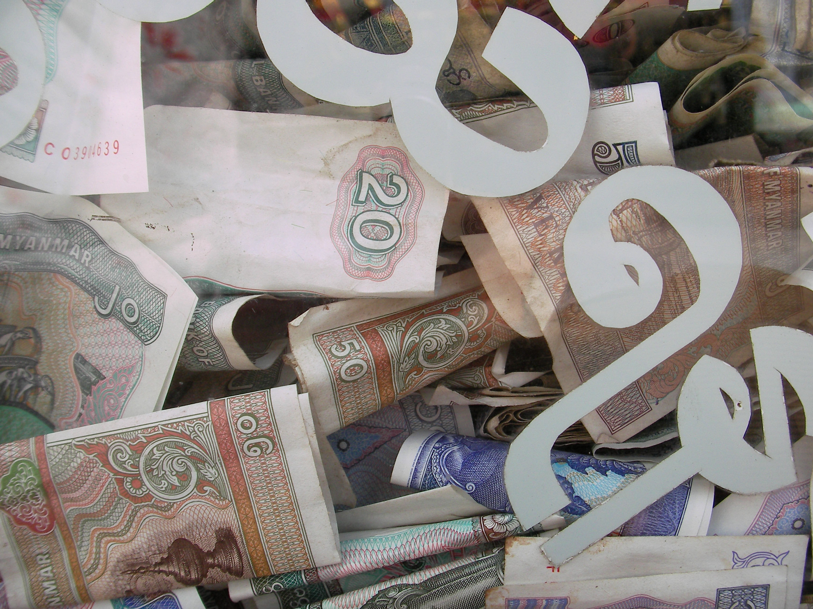 Small money. Photo: Flickr / Shannon Holman