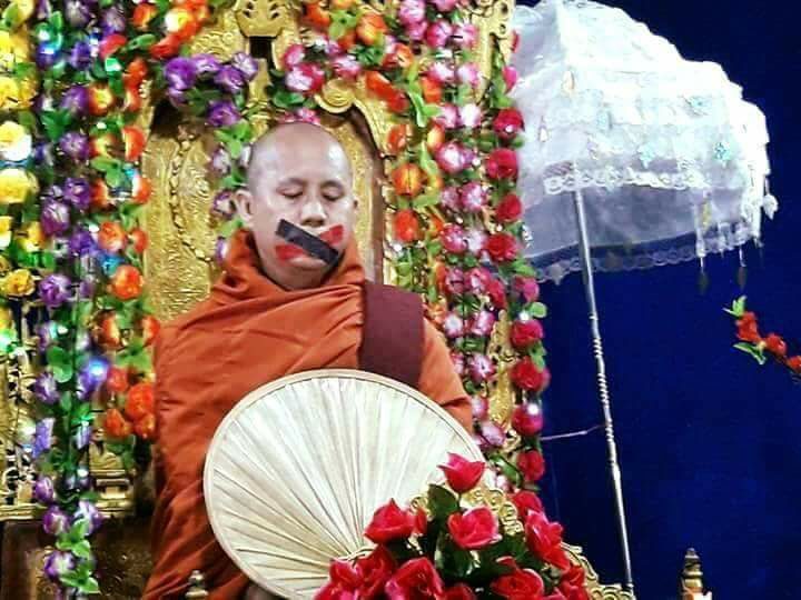 Following Ma Ha Na’s statement banning him from giving sermons, Wirathu staged a silent protest that was broadcast live on his Facebook account. Photo: Facebook / Wira Thu