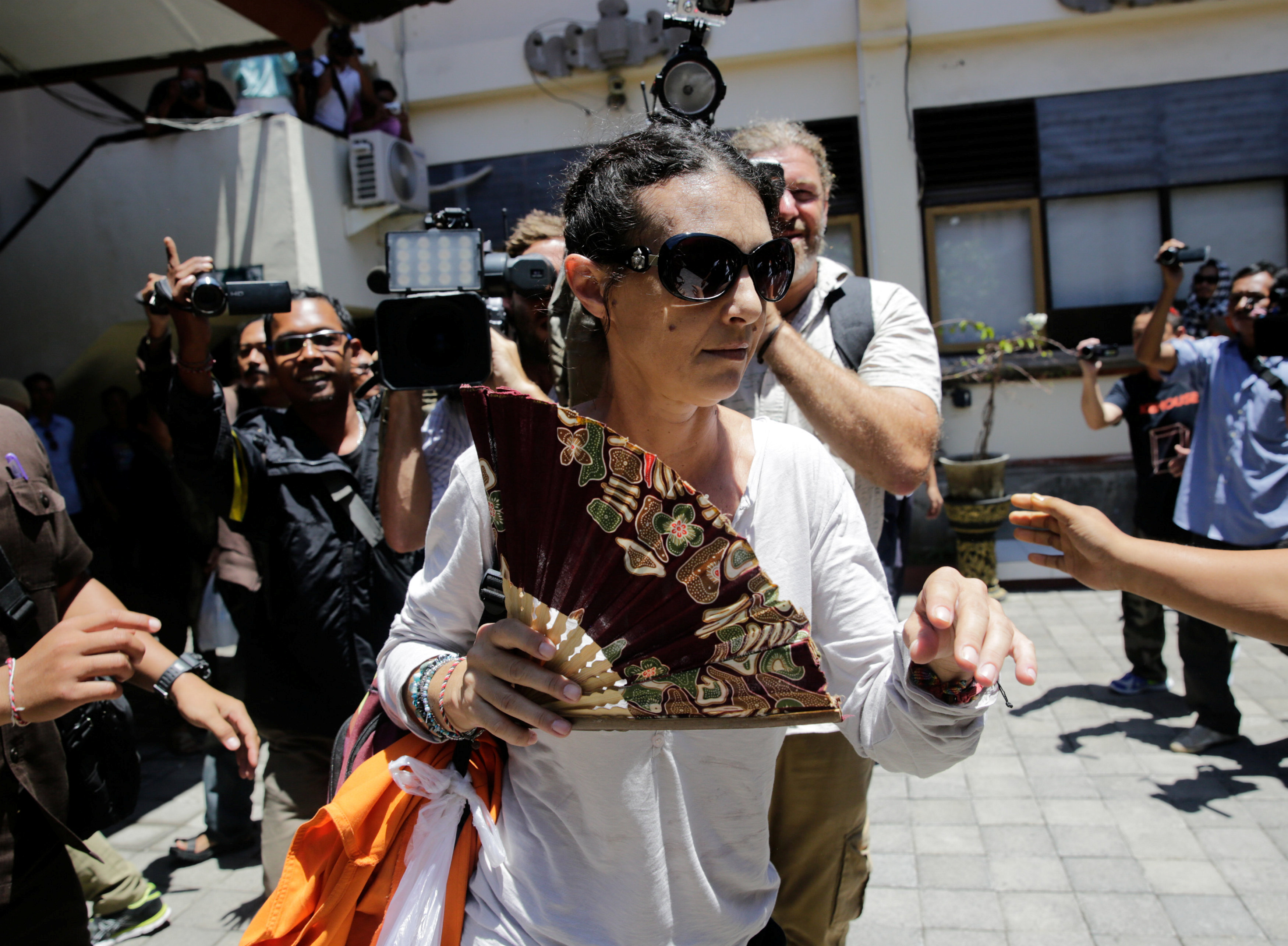 Australian national Sara Connor arrives at court for the expected verdict in her trial over the death of a police officer at the Denpasar District Court in Bali, Indonesia March 13, 2017.  Photo: Agung Parameswara/Reuters
