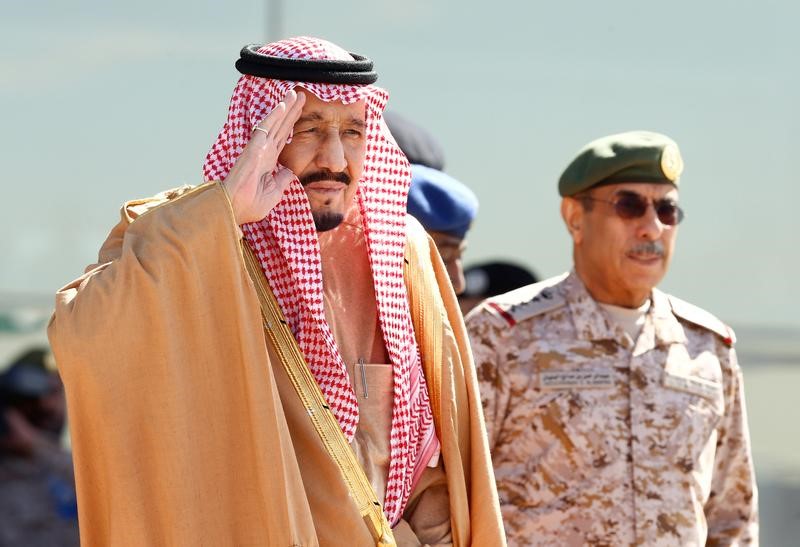 Saudi King Salman salutes