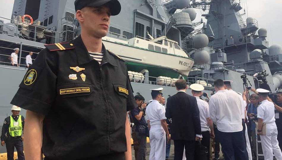 Russian warship ‘Varyag’ docks in Manila. PHOTO: ABS-CBN News/Jorge Cariño