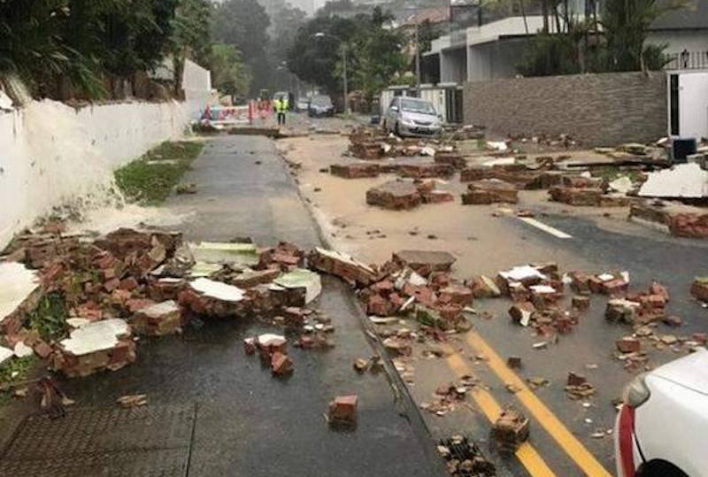 Tuesday Tempest Flash Floods Hit Orchard District Lightning Shatters Wall At Stevens Road Coconuts Singapore