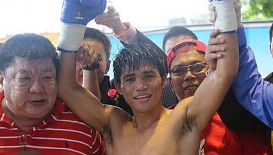 Filipino boxer Marlon Tapales. FILE PHOTO: ABS-CBN News