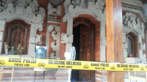 A crime scene has been set up at the Sanur villa that the victim had been renting. 