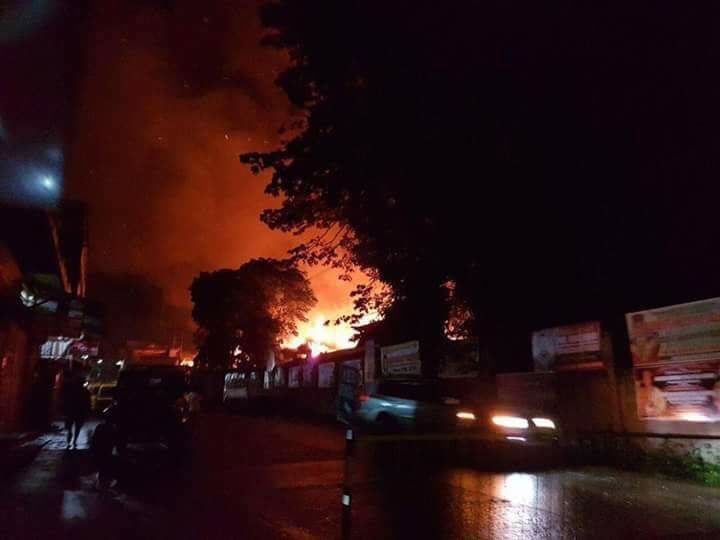 Dansan College on fire.Photo courtesy of Arsad.
