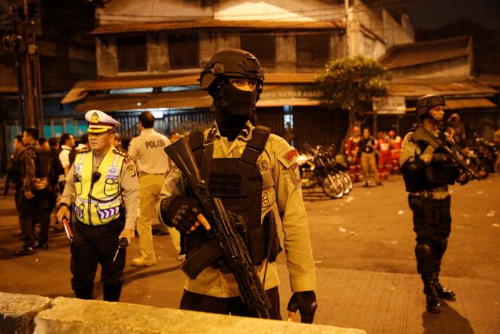 Police guard at scene of an explosion in Jakarta, Indonesia.    REUTERS/Darren Whiteside