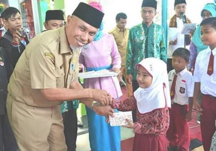 Padang Mayor Mahyeldi Ansharullah. Photo @mahyeldi / Instagram