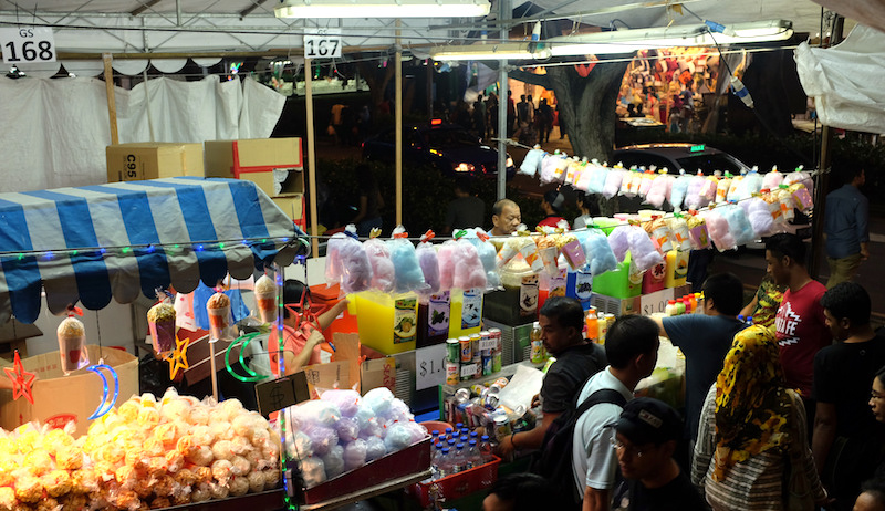 Geylang Serai bazaar. Photo: Jnzl’s Photos/Flickr