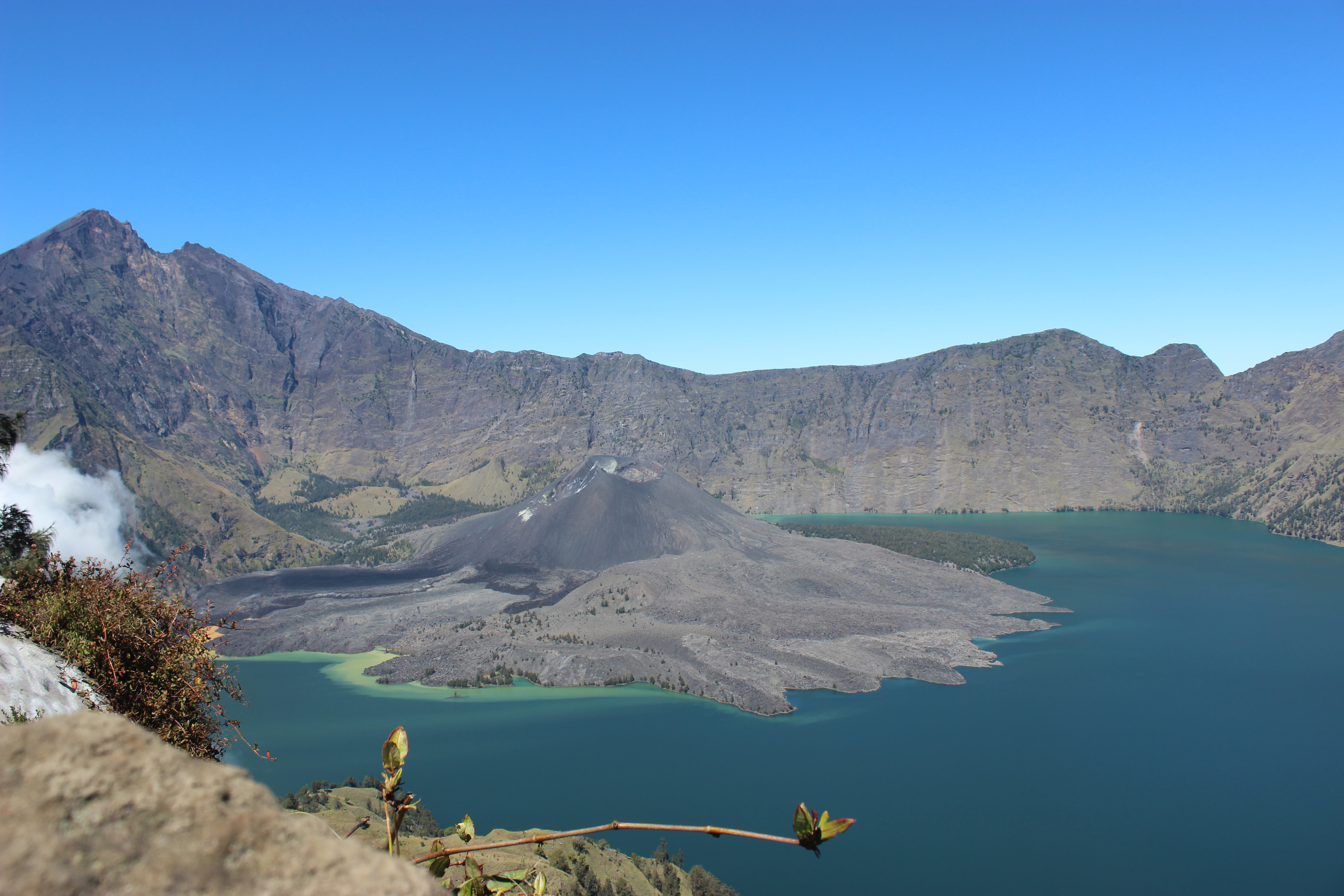 Lombok’s Mt. Rinjani is a popular volcano for trekking. Photo: Wikimedia Commons
