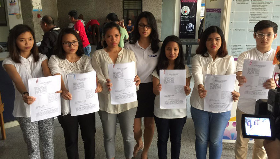 Group “Millenials Against Dictators” file a complaint at the Ombudsman against Justice Secretary Vitaliano Aguirre for allegedly spreading fake news. Adrian Ayalin, ABS-CBN News

