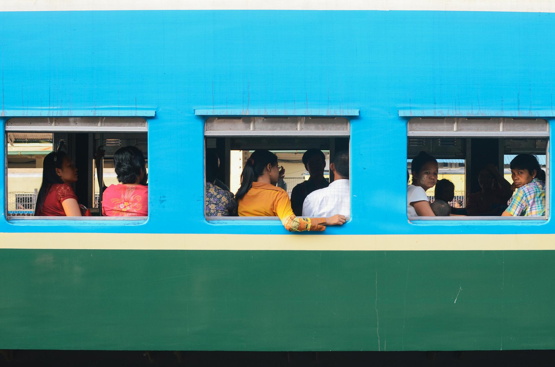 Passengers on the Yangon Circular Railway. Photo: Flickr / Eddy Milfort