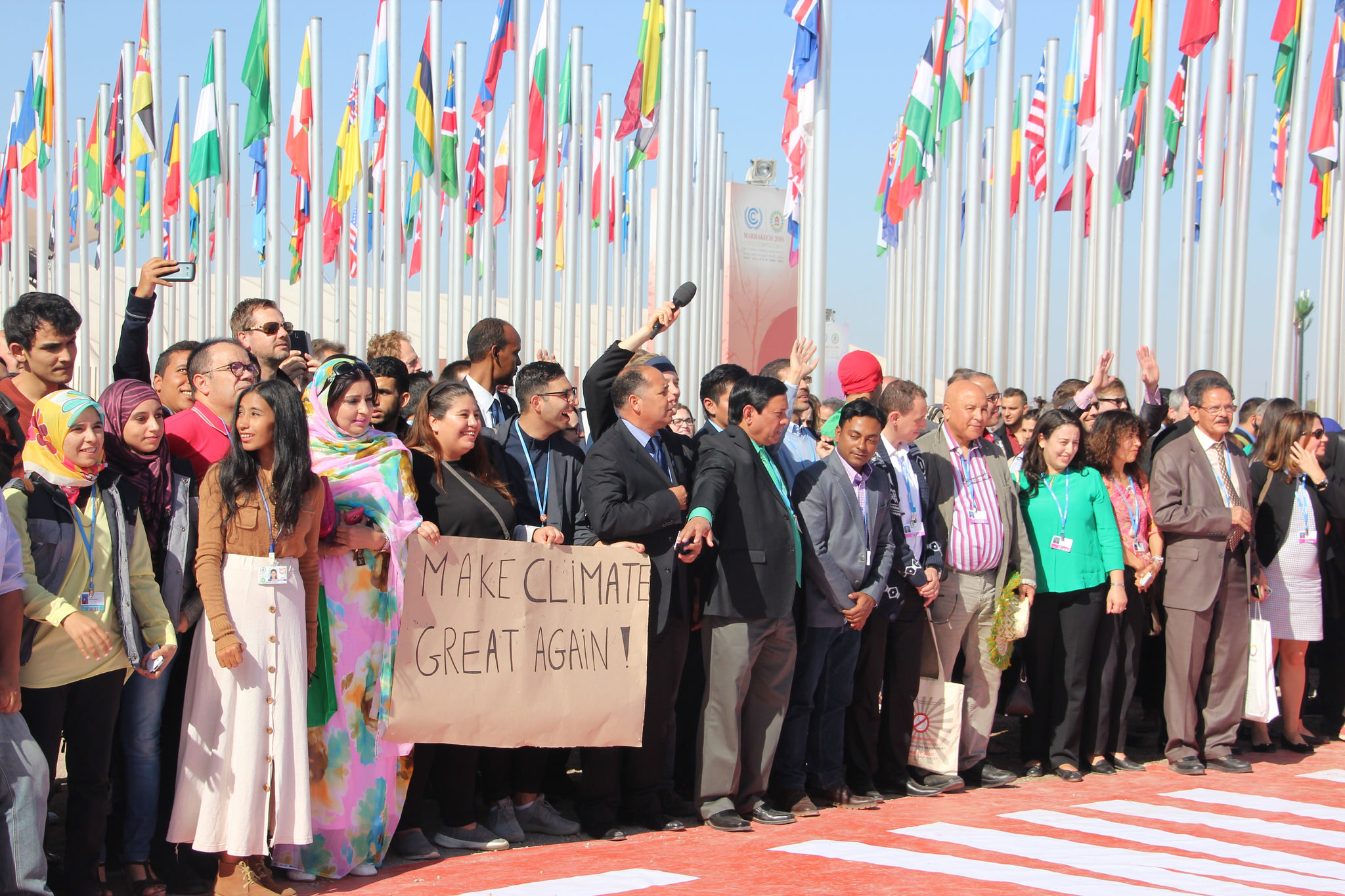 A UNFCCC photoshoot on November 18, 2016. Photo: Flickr / Takver