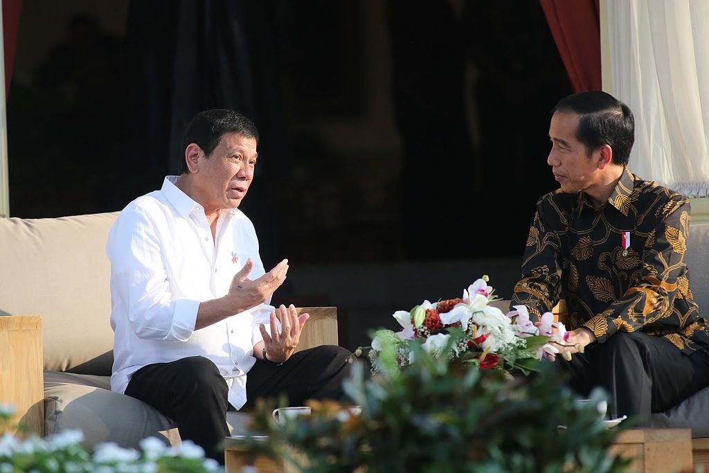 Philippines President Rodrigo Duterte meets with Indonesian President Joko Widodo at Istana Merdeka in Jakarta on Sept 9, 2016. Photo: Wikimedia Commons