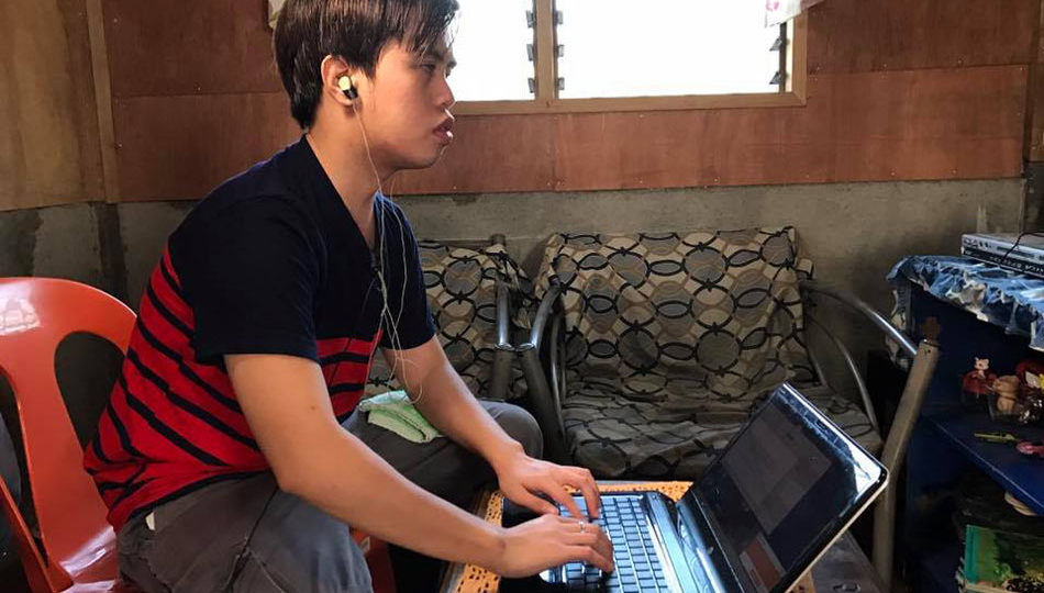 While he has lost his eyesight, Angelo Brian Peliño thrives as an online writer, making a living while also encouraging others like him to never give up on their dreams. PHOTO: ABS-CBN News