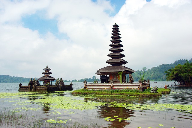 Pura Ulun Danu at Lake Bratan, one of Bali’s most famous temples. Photo: Pixabay