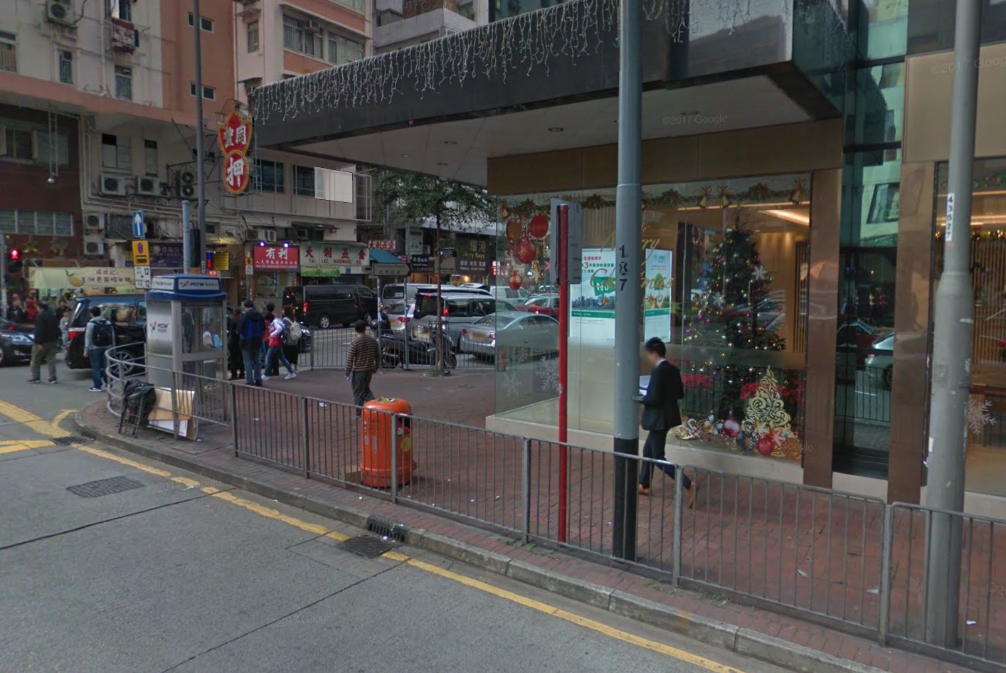 A picture of the corner of Hennessy and Tonnochy roads where the newborn was found. Picture via Google Street View