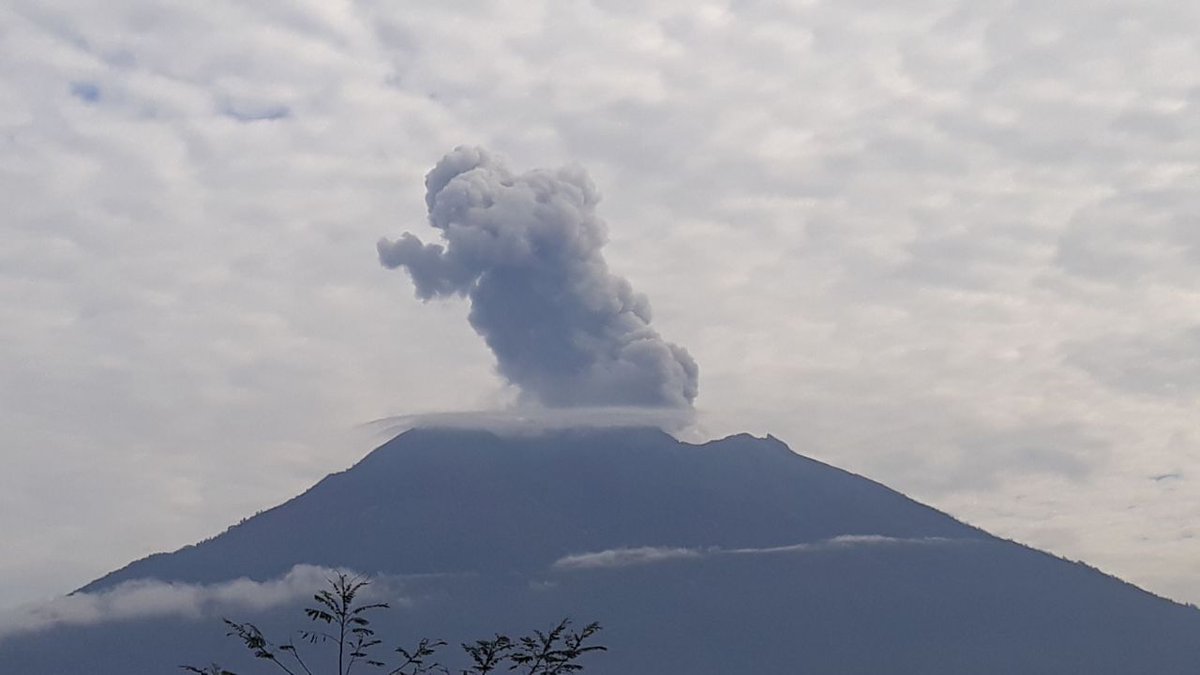 Mount Agung erupting, as seen on Dec. 8, 2017. Photo via Sutopo Purwo Nugroho/BNPB