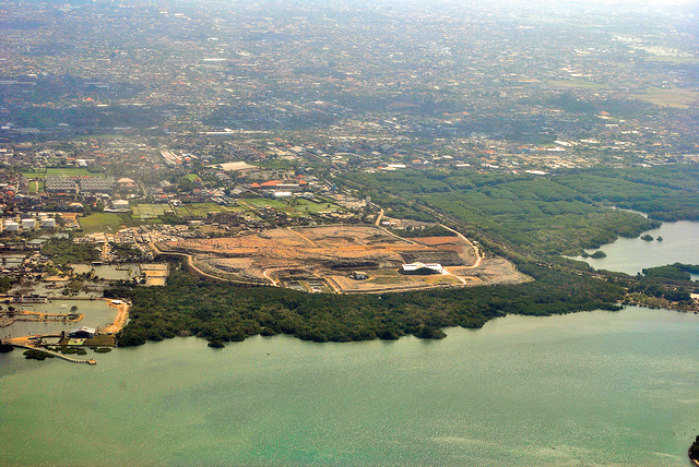 An aerial view of the Suwung landfill, taken in 2015. Photo: Flickr