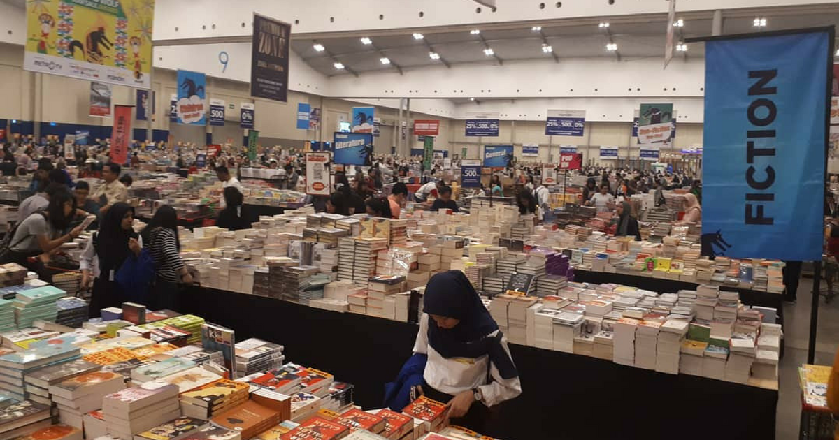 Bibliophiles of Jakarta rejoice, the Big Bad Wolf Book Sale is here!