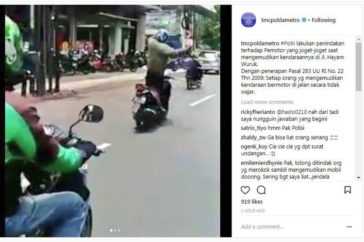 A motorcyclist in Jakarta filmed standing on his motorcycle while dancing. Photo: Instagram/@TMCPoldaMetro