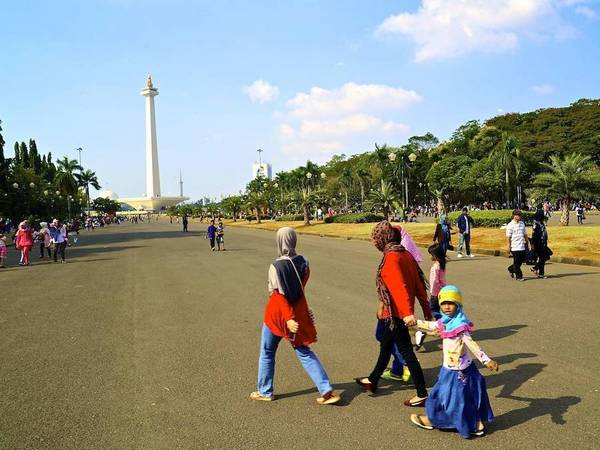 Monas (The National Monument) in Jakarta. Photo: Coconuts Media