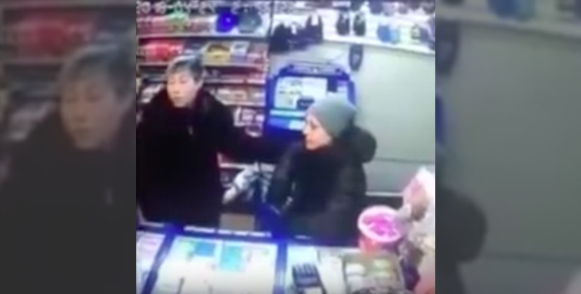 Jackie Chan’s daughter Etta Ng and her girlfriend Andi Autumn were reportedly spotted in a store in Canada. Screengrab via YouTube.
