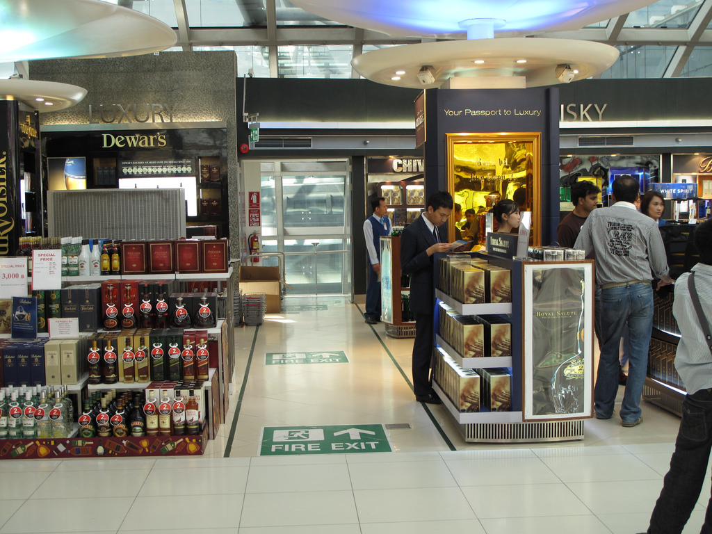 A duty free shop at Suvarnabhumi Airport. Photo: Arthit Suriyawongkul/ Wikimedia Commons