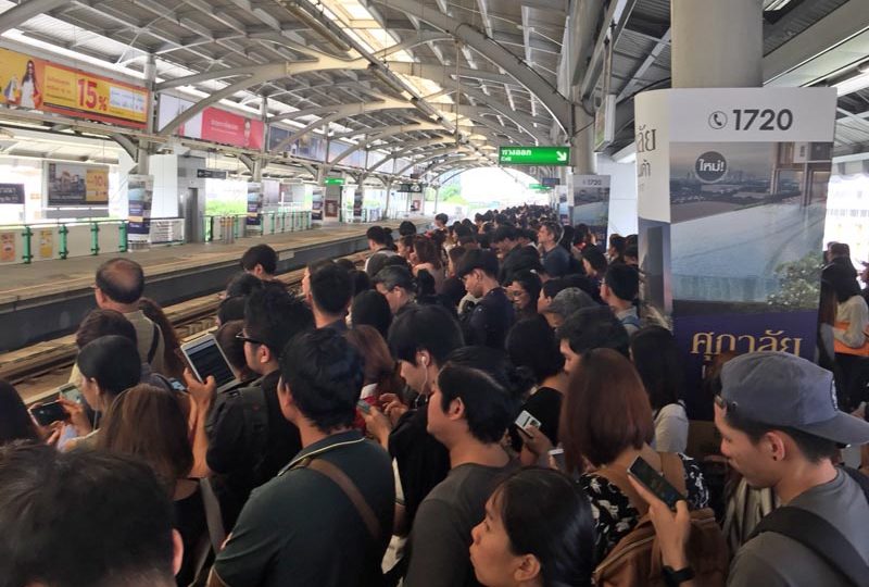 Officials had to temporarily bar people from entering the platforms of Bang Na station because of overcrowding. Photo: Coconuts Media