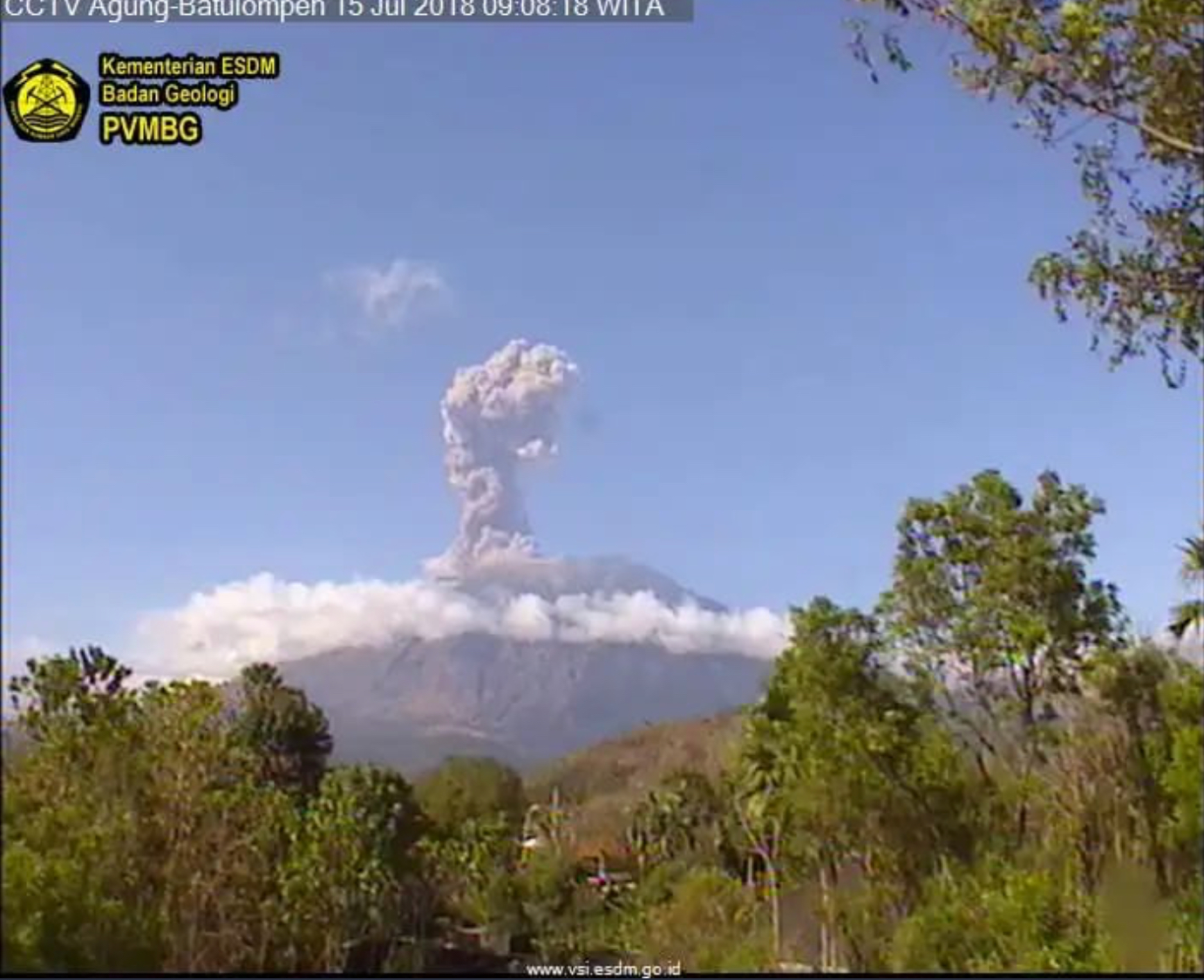 Mount Agung erupting July 15, 2018. Photo: PVMBG