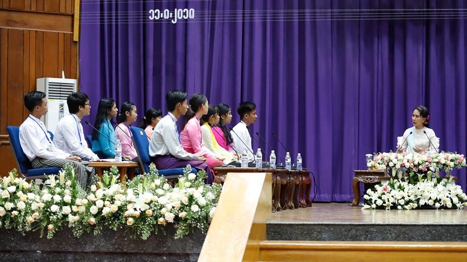 State Counsellor Aung San Suu Kyi speaks to students at a at a youth literature discussion at Mandalay University on Aug. 11, 2018. Photo: State Counsellor Office