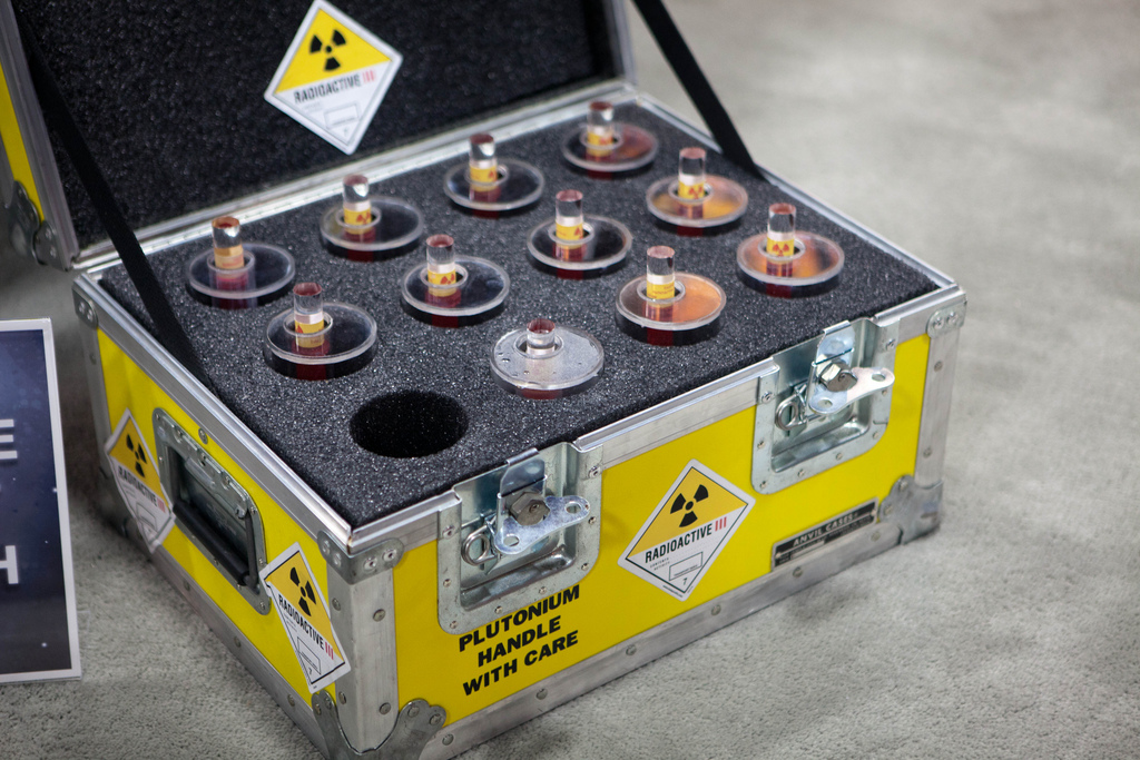 Representational purposes only seeing as this is the Plutonium from Back to the Future 
via Mooshuu/Flickr