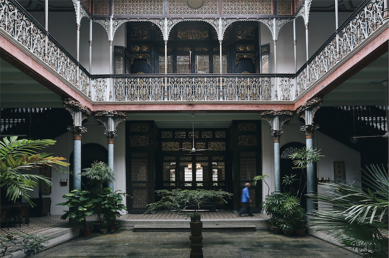 Central courtyard. Photo: Cheong Fatt Tze - The Blue Mansion