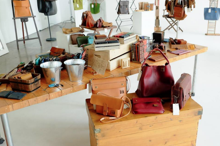 18 local shops with great leather goods: Wallets, shoes, bags, key