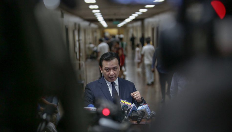 Antonio Trillanes IV answering questions from reporters. <i></noscript>Photo: Jonathan Cellona of ABS-CBN News</i> 