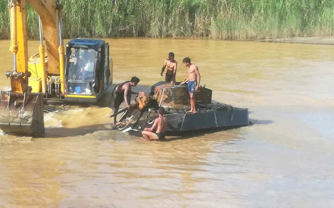 Kachin State villagers discover a WWII-era tank in a river on Sept. 16, 2018. Photo: Facebook / Tiger Tanks, Armoured Vehicles & Anti-Tank Warfare from World History