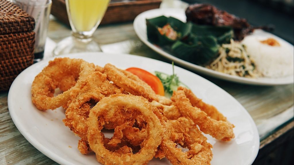 The onion rings. Photo: Coconuts Bali