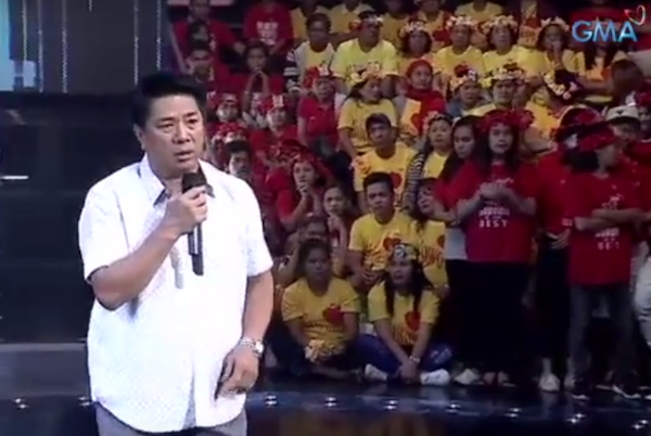 Host Willie Revillame in an episode of Wowowin. Photo: Screenshot from Wowowin episode.