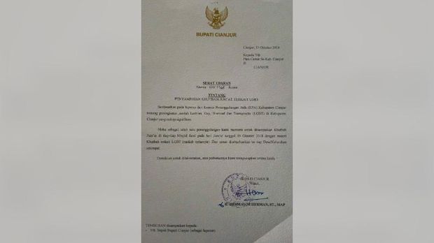 Cianjur Regency Circular Number 400/5368 asking that all mosques in the regency deliver sermons on the danger of LGBT and HIV/AIDS this Friday. Doc via CNN Indonesia.