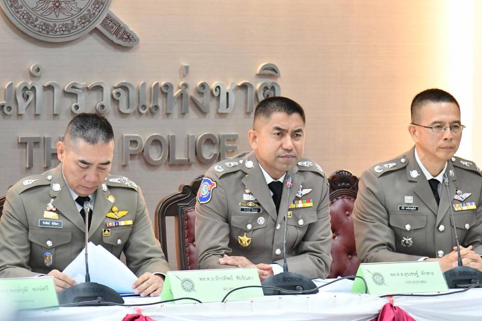 Deputy Tourist Police Chief Pol. Gen. Surachet Hakpan (C) speaks at the news conference today. Photo: Royal Thai Police