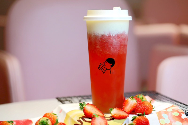 Strawberry cheese tea. Photo: Heytea