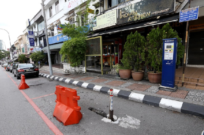 Pj City Council Business Operators Only Have Rented Parking Bays From Until 6 30pm Coconuts Kl