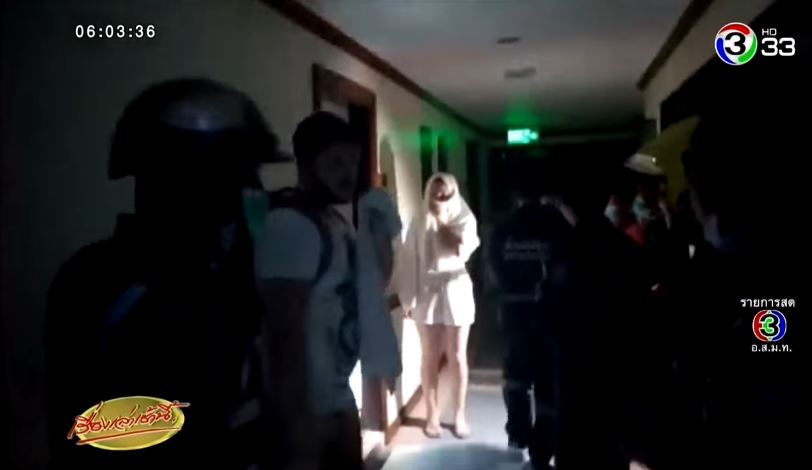 Tourists fleeing their rooms -- Screenshot: Morning News
