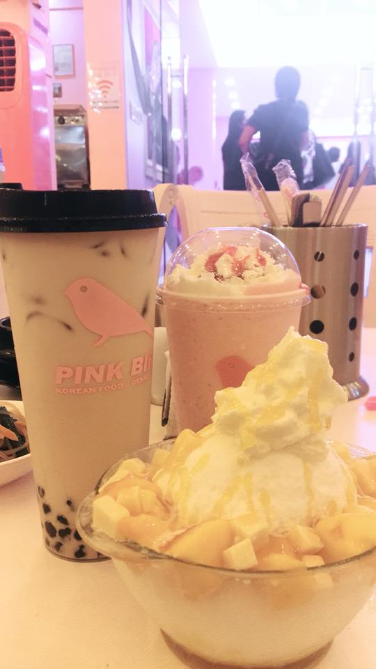 The Pinkbird milk tea, strawberry shake, and a mango cheese bingsu. Photo: Kaka Corral