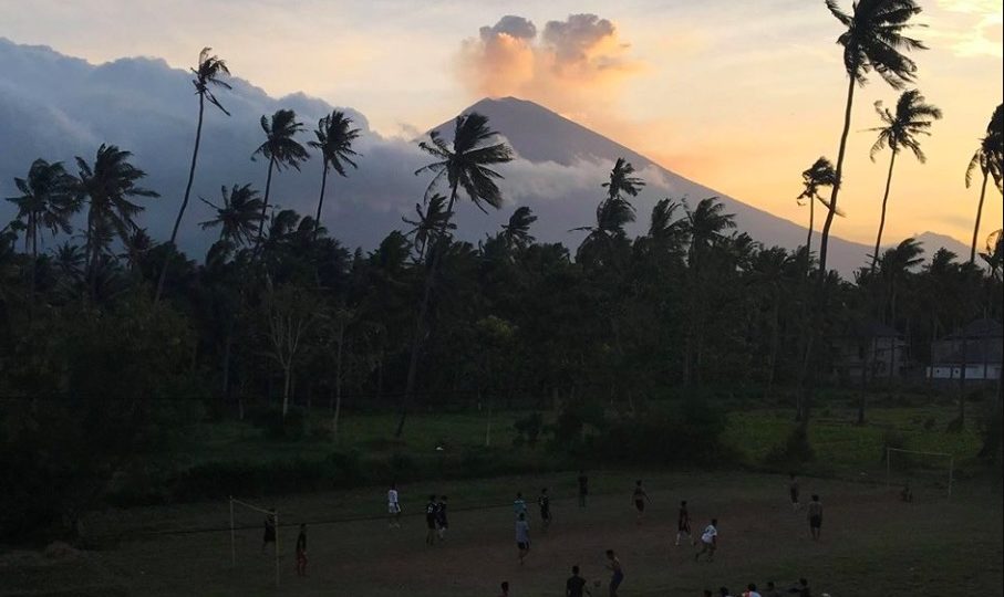 A photo of Mt. Agung taken in January 2019. Photo: Facebook/Mount Agung Daily Report/Missy Browne