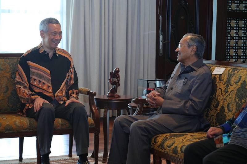 Lee Hsien Loong and Mahathir Mohamad meeting in Putrajaya in May 2018. Photo: Kenji Soon / MCI via Lee Hsien Loong Facebook page