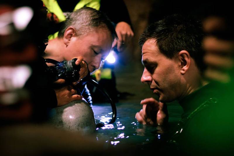 Cave divers Tan Xiaolong (L) and Jim Warny (R) preparing for a scene in director Tom Waller’s ‘The Cave – นางนอน’. (Photo: Fredrik Divall / De Warrenne Pictures, courtesy of The Cave)
